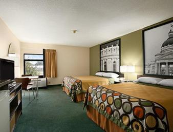 Super 8 By Wyndham Columbia City Exterior foto